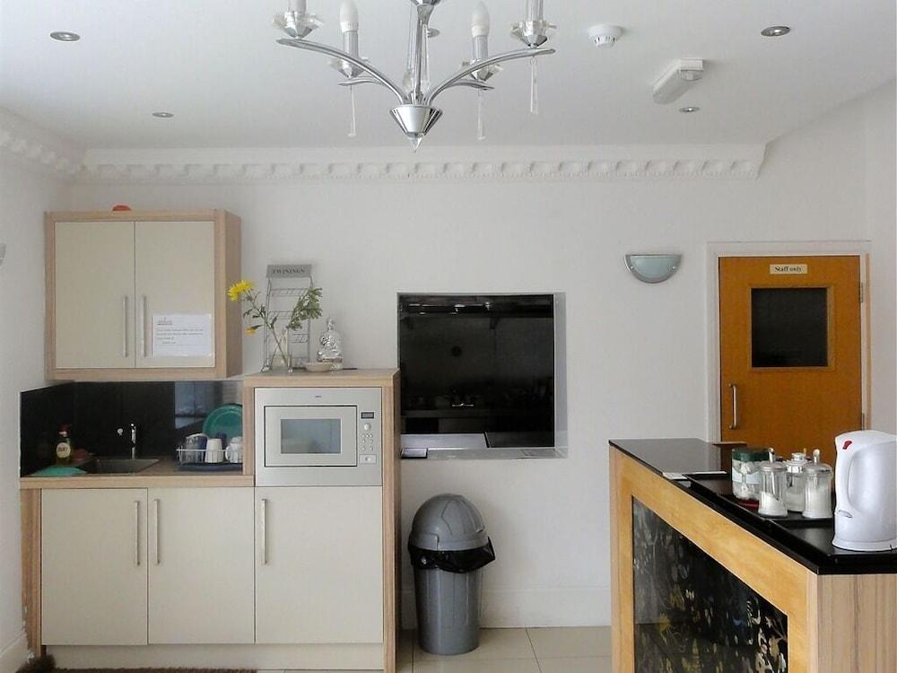 Skylark Guest House Hounslow Exteriör bild
