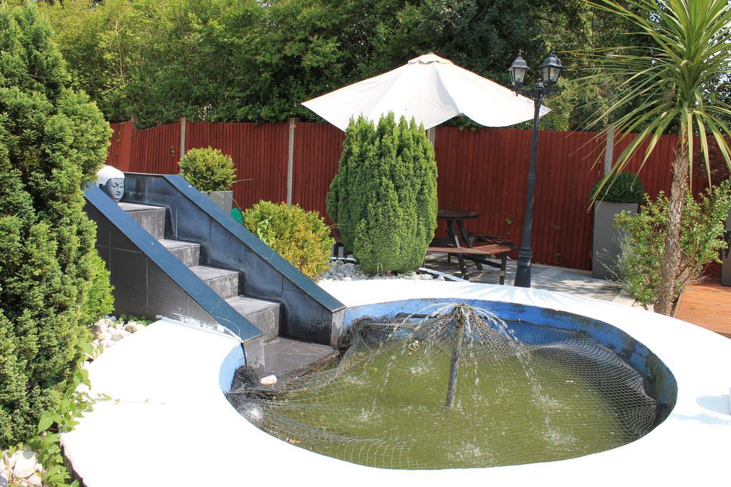 Skylark Guest House Hounslow Exteriör bild