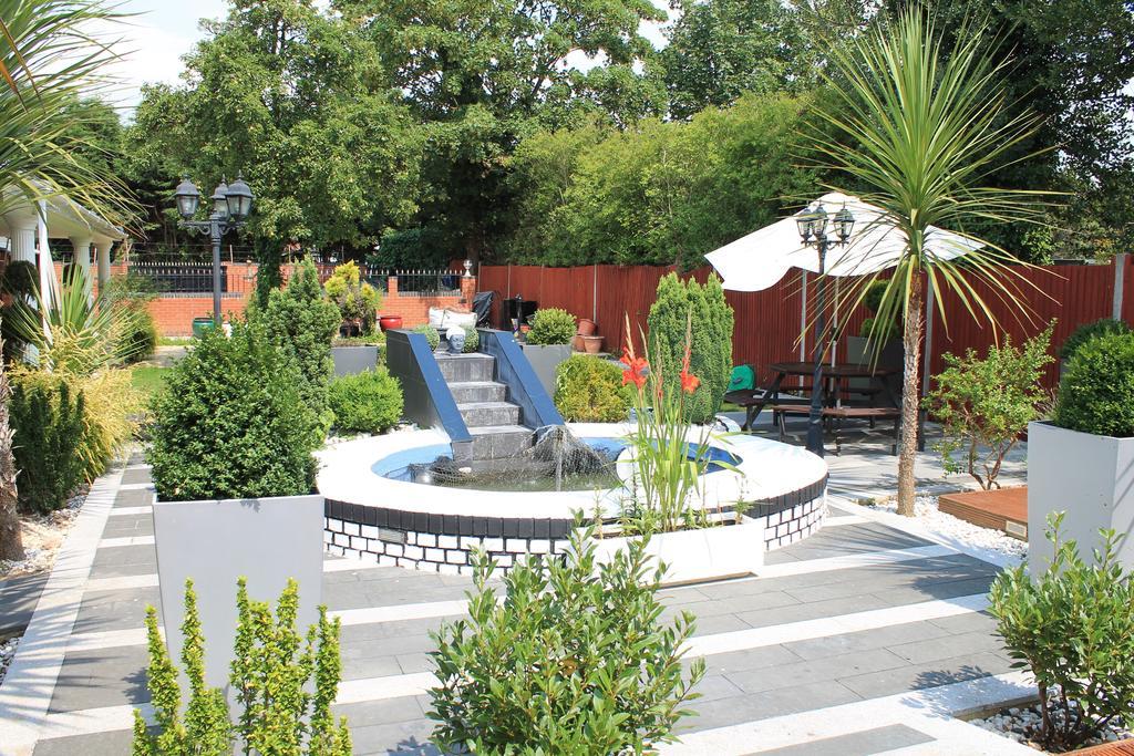 Skylark Guest House Hounslow Exteriör bild